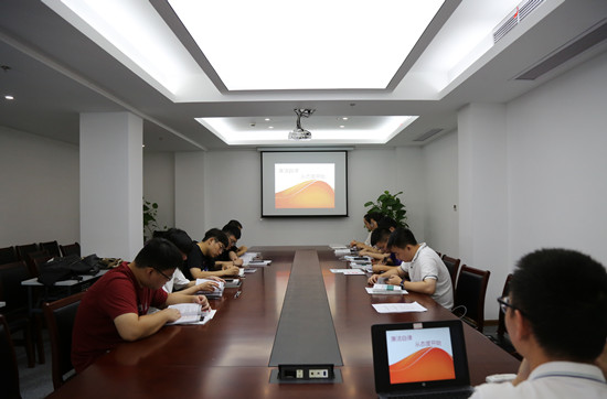 國網(wǎng)寧波奉化區(qū)供電：扣好從業(yè)“第一粒紐扣”，開啟新員工廉潔守護(hù)