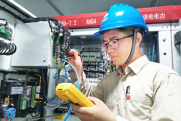國家能源集團安徽合肥公司全力奮戰(zhàn)光伏開關柜電氣調試工作