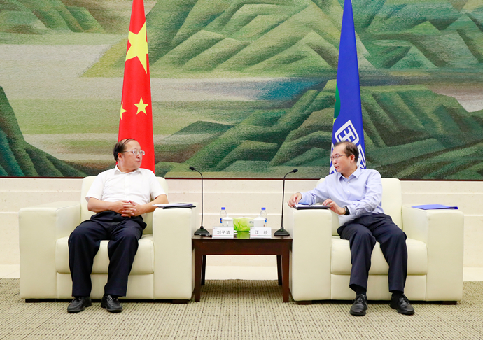 國(guó)家電投總經(jīng)理、黨組副書記江毅會(huì)見湖北省武漢市委常委、武漢經(jīng)開區(qū)工委書記劉子清