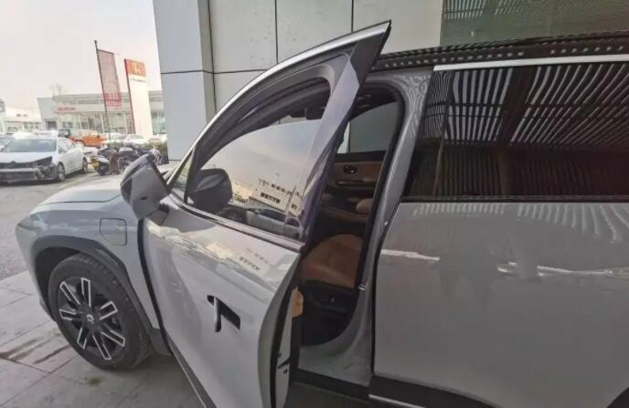 新能源二手車買賣，新老車主的隱私在“裸奔”!