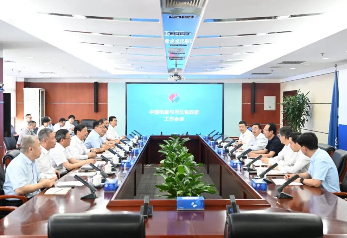 中國電建黨委書記、董事長丁焰章與河北省副省長時清霜會談