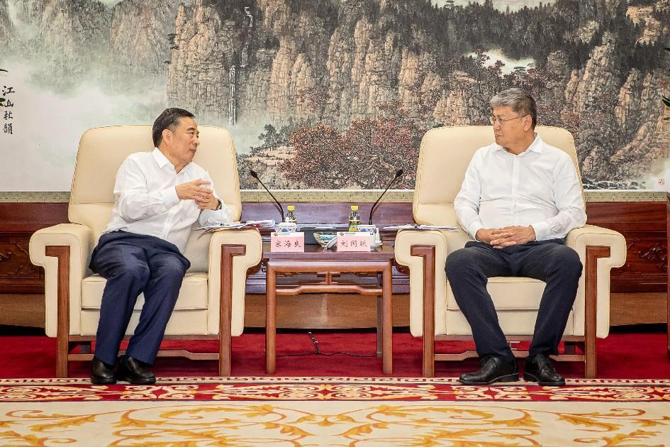 國家能源集團黨組書記、董事長劉國躍會見中國能建黨委書記、董事長宋海良
