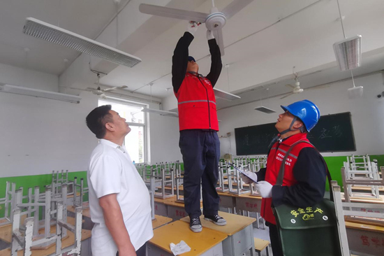 國網(wǎng)石家莊供電公司：服務進校園 護航開學季