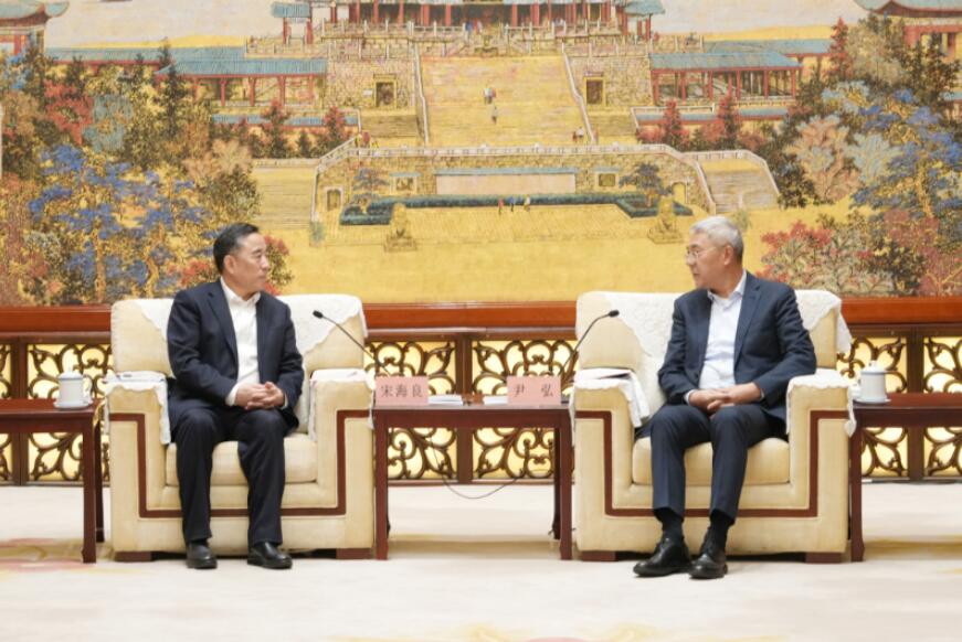 宋海良拜會(huì)江西省委書記尹弘、省長(zhǎng)葉建春并見證簽署戰(zhàn)略合作協(xié)議
