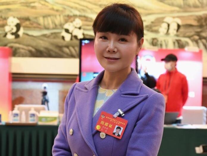 四川省政協(xié)委員李佳蔚：四川要優(yōu)化碳產(chǎn)品、參與碳交易，不斷完善碳設(shè)施