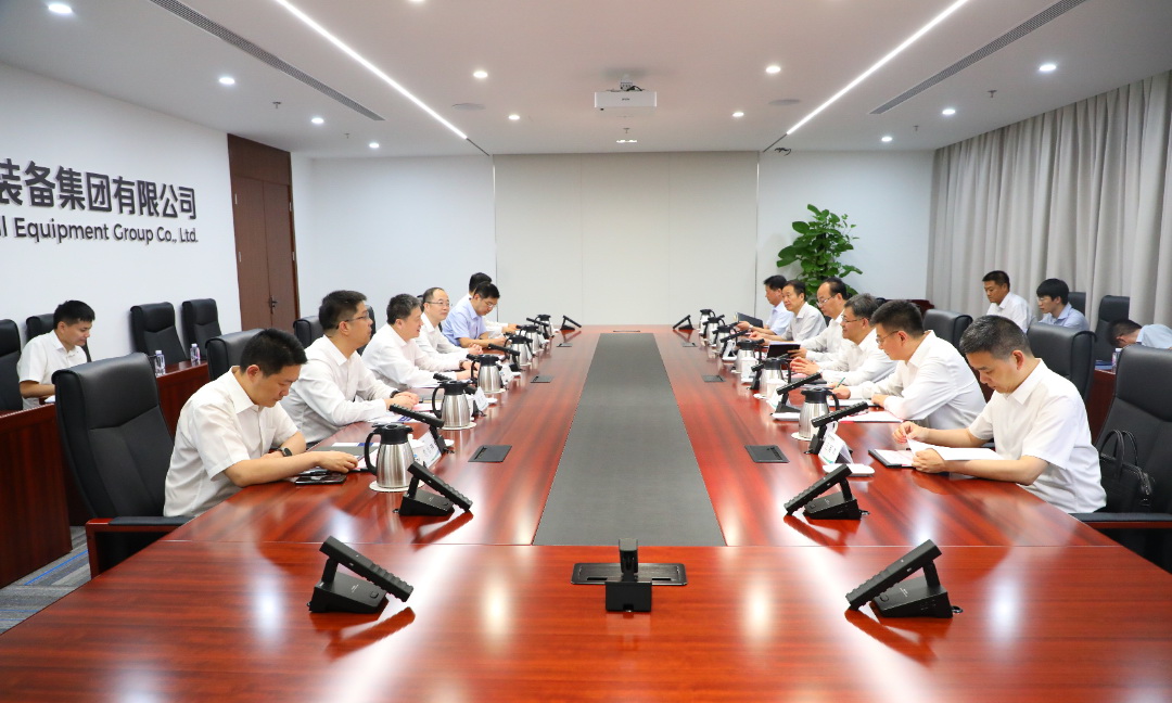 中國電氣裝備黨委副書記、總經(jīng)理周群會(huì)見西安市市長葉牛平