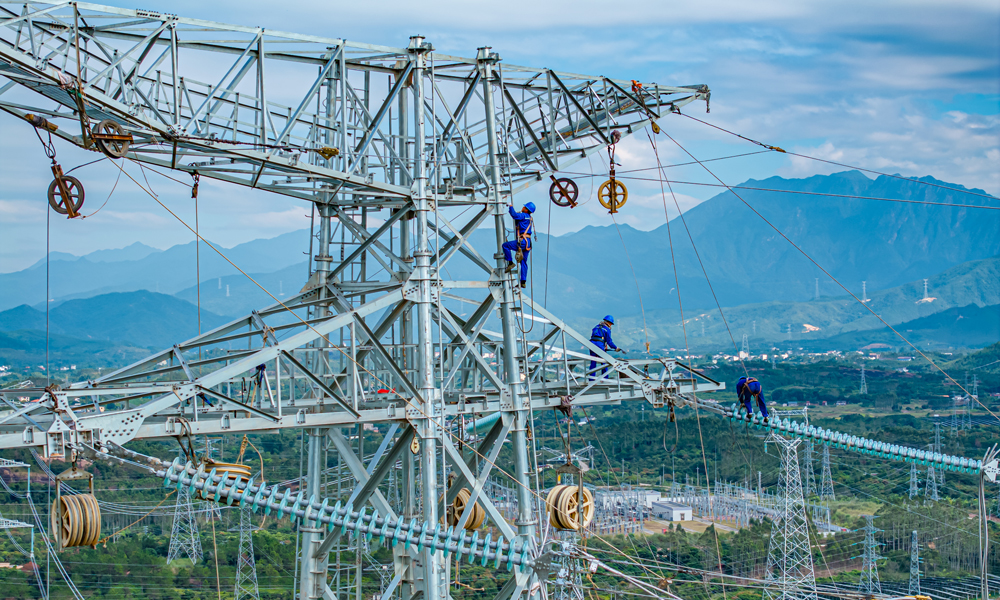 南方電網(wǎng)加快重點項目建設(shè)